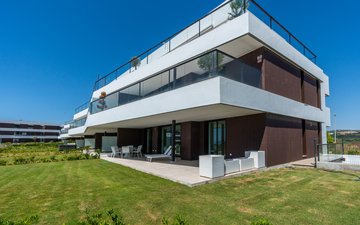 Property slide 24