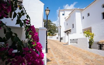 Property slide 34