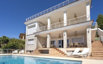 Property slide 66