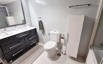 Property slide 21