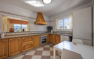 Property slide 15