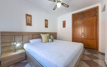Property slide 22
