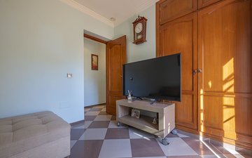 Property slide 24