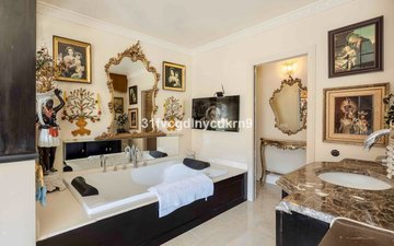 Property slide 14