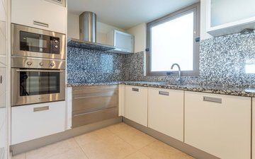 Property slide 20