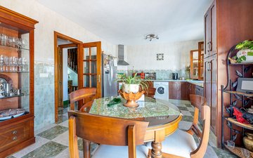 Property slide 16