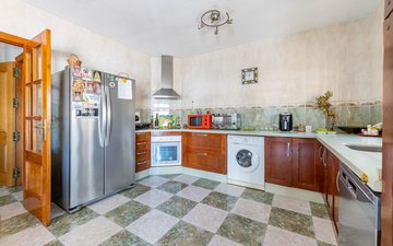 Property slide 17