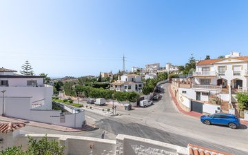 Property slide 22