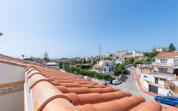 Property slide 31