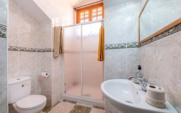 Property slide 32
