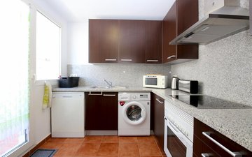 Property slide 10