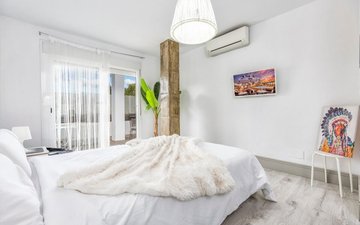 Property slide 16