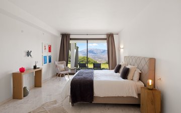 Property slide 19