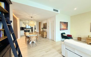 Property slide 14