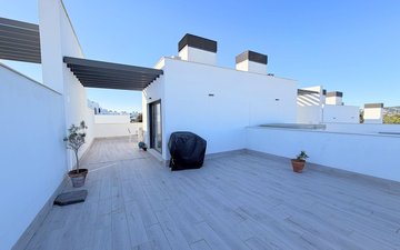 Property slide 32