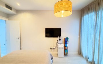 Property slide 40