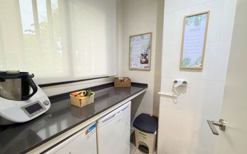 Property slide 58