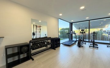 Property slide 66