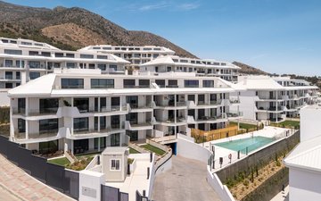 Property slide 30