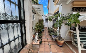 Property slide 31
