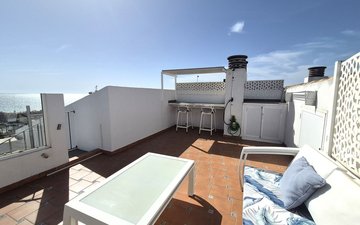 Property slide 32
