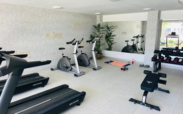 Property slide 16