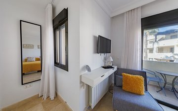 Property slide 21