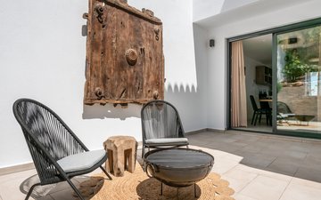 Property slide 33