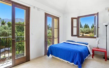 Property slide 55