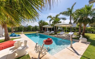 Property slide 84