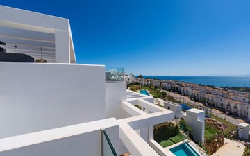 Property slide 32