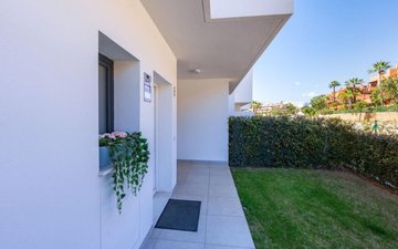 Property slide 44