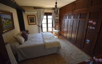 Property slide 12