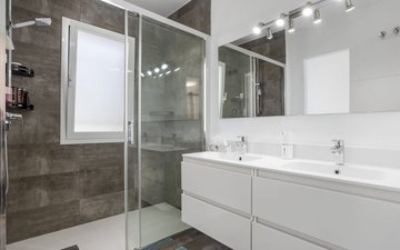 Property slide 6