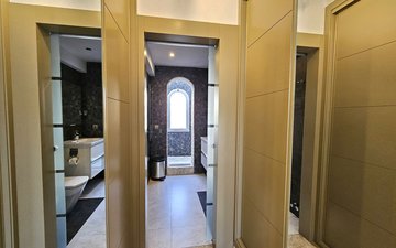 Property slide 15