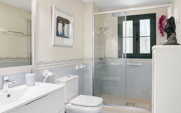 Property slide 19
