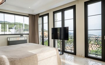 Property slide 19