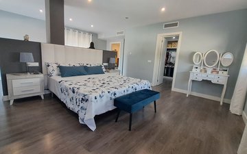 Property slide 30