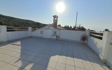 Property slide 35