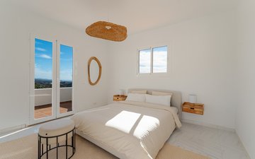 Property slide 33