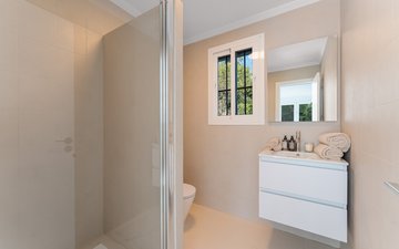 Property slide 34