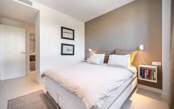 Property slide 16