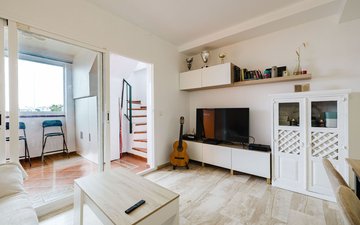 Property slide 21