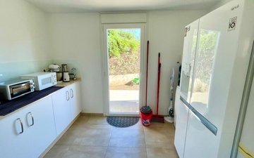Property slide 17