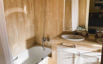 Property slide 40