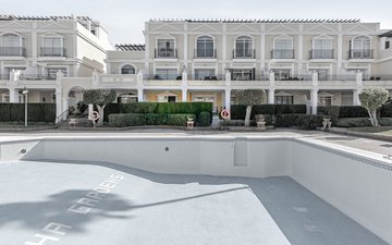Property slide 16