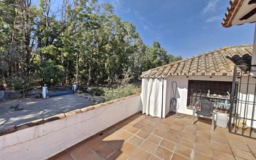 Property slide 14