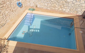 Property slide 8