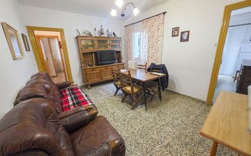 Property slide 16