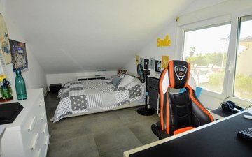 Property slide 17